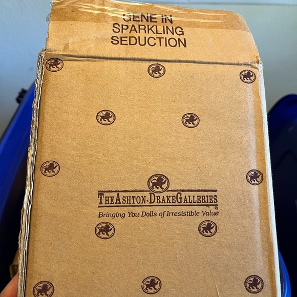 Gene Doll “ sparkling seduction “- Ashton Drake collection - Picture 2 of 2